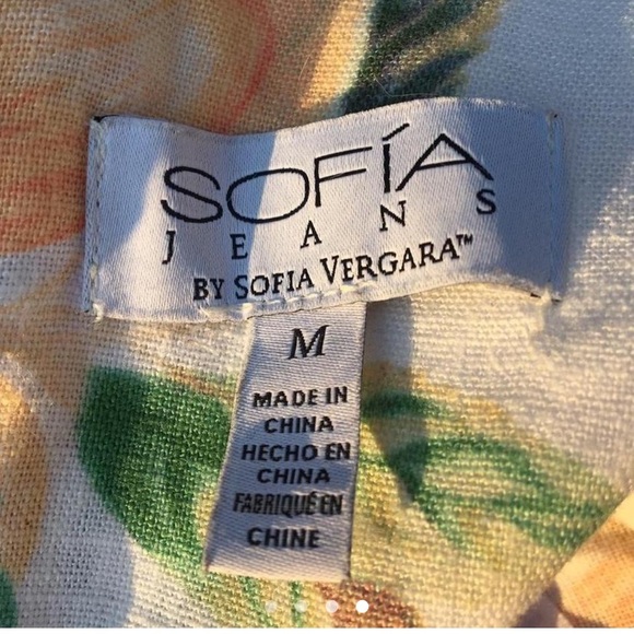 Sofia Vergara White Peplum Floral Tank Top - Picture 11 of 11